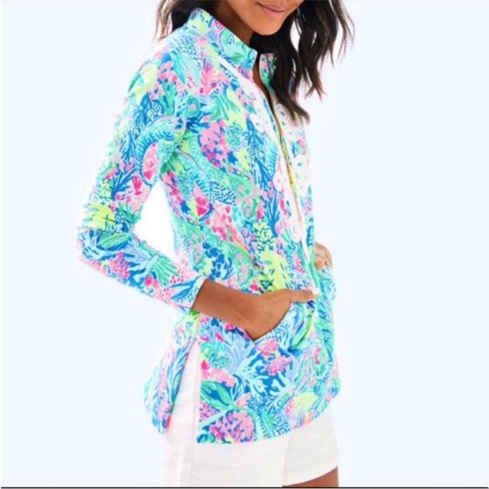 Lilly Pulitzer UPF 50+ Skipper Tunic Pop in Mermaids Cove Size XS - Picture 4 of 13